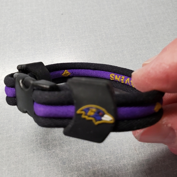 Baltimore Ravens NFL Neoprene Bracelet - Picture 4 of 6